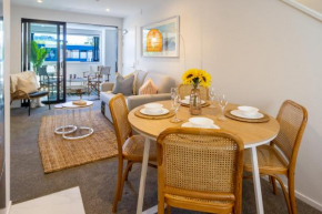 Central Sunny Perch 2 bed 1 bath